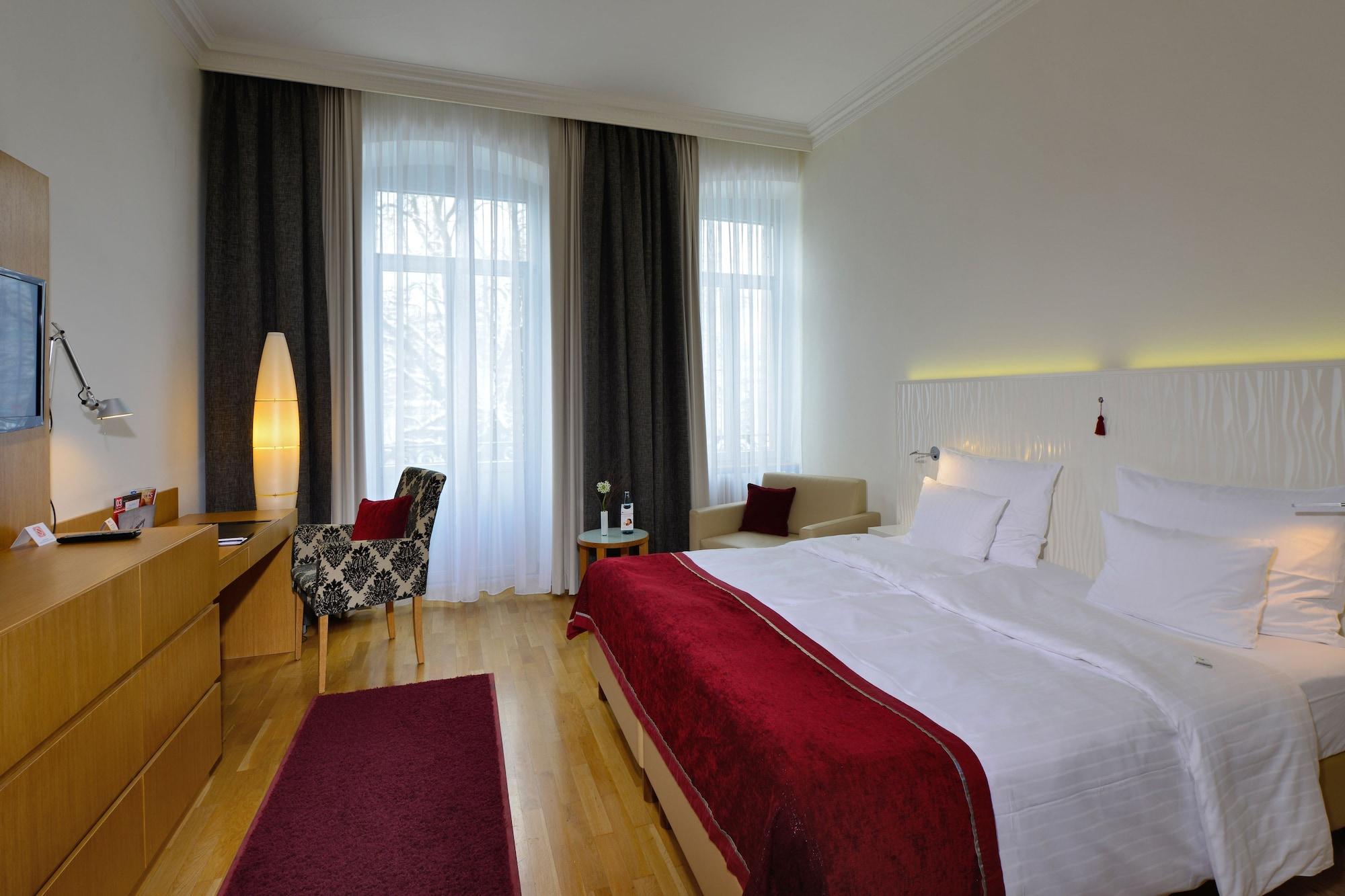 Best Western Premier Hotel Victoria Freiburg im Breisgau Exterior photo